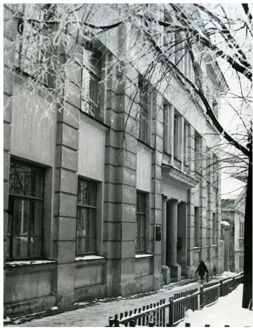 Staryjj-dispanser.jpg